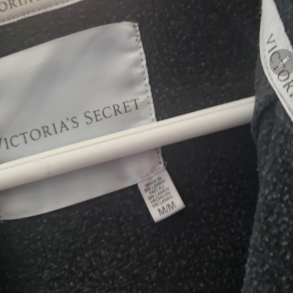 Victorias Secret hoodie (FLAW) - Picture 4 of 4